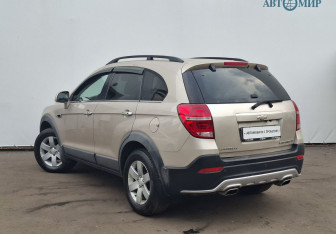 Подержанный автомобиль Chevrolet Captiva 2013 года (7 фото)