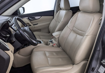 Подержанный автомобиль Nissan X-Trail 2018 года (20 фото)