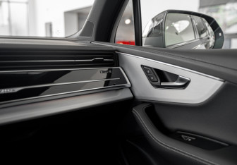 Новый Audi Q7 2025 (14 фото)