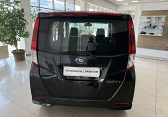 Подержанный автомобиль Subaru Justy Microvan 2017 года (6 фото)