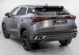 Подержанный автомобиль Omoda C5 2023 года (7 фото)