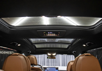 Подержанный автомобиль BMW X7 2022 года (22 фото)