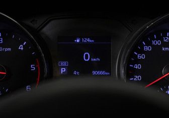 Подержанный автомобиль Kia Carnival 2019 года (11 фото)