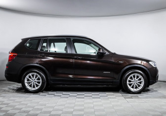 Подержанный автомобиль BMW X3 2014 года (4 фото)