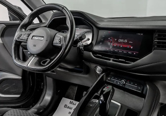 Подержанный автомобиль Haval F7 2022 года (8 фото)