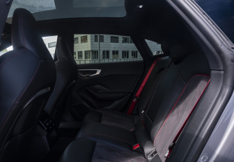 Подержанный автомобиль Audi A5 Liftback 2025 года (14 фото)