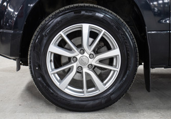 Подержанный автомобиль Suzuki Grand Vitara 2006 года (21 фото)