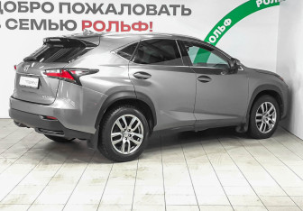 Подержанный автомобиль Lexus NX 2015 года (4 фото)