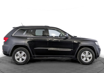 Подержанный автомобиль Jeep Grand Cherokee 2012 года (4 фото)
