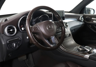 Подержанный автомобиль Mercedes-Benz GLC Coupe 2017 года (13 фото)