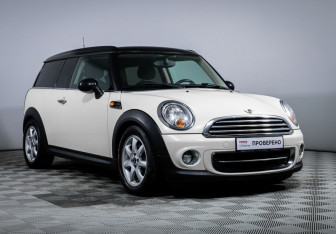 Подержанный автомобиль MINI Clubman Hatchback 2012 года (3 фото)
