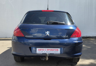 Подержанный автомобиль Peugeot 308 Hatchback 2009 года (6 фото)