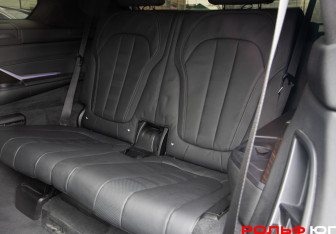 Подержанный автомобиль BMW X7 2020 года (8 фото)