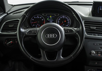 Подержанный автомобиль Audi Q3 2014 года (11 фото)