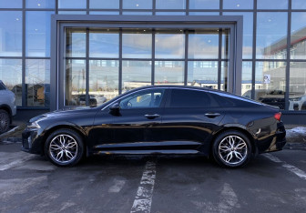 Подержанный автомобиль Kia K5 2020 года (4 фото)