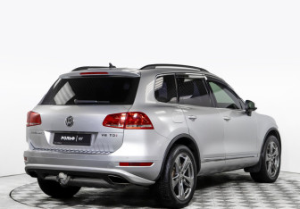 Подержанный автомобиль Volkswagen Touareg 2011 года (4 фото)