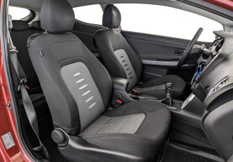 Подержанный автомобиль Kia Ceed Hatchback 2014 года (24 фото)