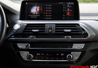 Подержанный автомобиль BMW X3 2021 года (15 фото)