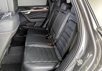 Подержанный автомобиль Volkswagen Touareg 2021 года (12 фото)
