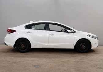 Подержанный автомобиль Kia Cerato Sedan 2018 года (5 фото)