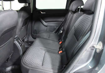 Подержанный автомобиль Skoda Yeti 2016 года (15 фото)