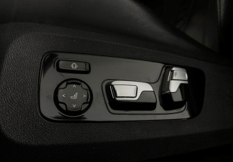 Подержанный автомобиль BMW X6 M 2020 года (21 фото)