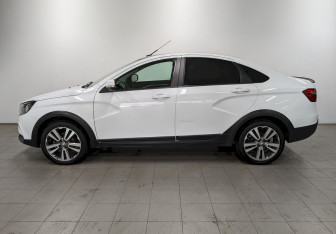 Подержанный автомобиль LADA (ВАЗ) Vesta Sedan 2019 года (8 фото)