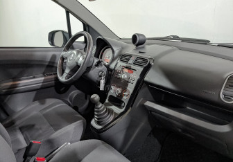 Подержанный автомобиль Suzuki Splash 2010 года (13 фото)