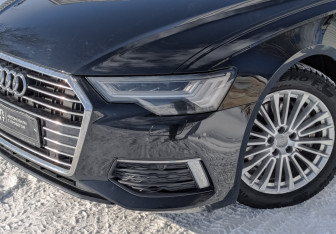 Подержанный автомобиль Audi A6 Sedan 2020 года (17 фото)