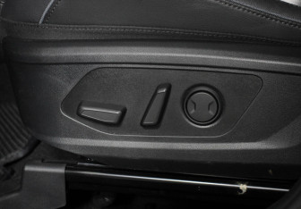 Подержанный автомобиль Hyundai Tucson 2022 года (16 фото)