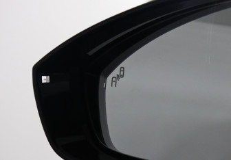 Подержанный автомобиль Omoda C5 2023 года (14 фото)