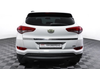 Подержанный автомобиль Hyundai Tucson 2016 года (6 фото)