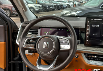 Подержанный автомобиль Tank 500 2023 года (12 фото)