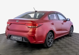 Подержанный автомобиль Kia Rio Sedan 2017 года (5 фото)