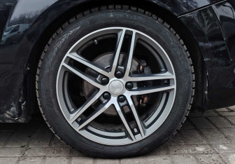 Подержанный автомобиль Ford Focus Sedan 2008 года (15 фото)