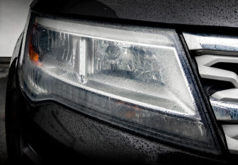 Подержанный автомобиль Ford Explorer 2018 года (18 фото)