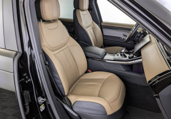 Подержанный автомобиль Land Rover Range Rover Sport 2024 года (23 фото)