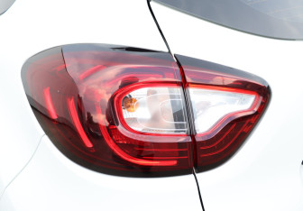 Подержанный автомобиль Renault Kaptur 2017 года (22 фото)