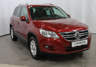 Подержанный автомобиль Volkswagen Tiguan 2011 года (3 фото)