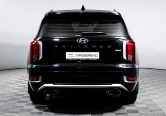 Подержанный автомобиль Hyundai Palisade 2020 года (6 фото)
