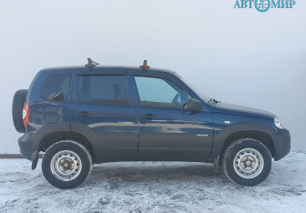 Подержанный автомобиль Chevrolet Niva 2017 года (4 фото)