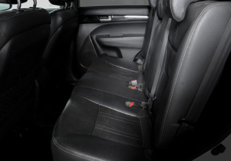 Подержанный автомобиль Kia Sorento 2012 года (10 фото)