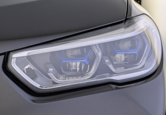 Подержанный автомобиль BMW X5 M 2020 года (11 фото)