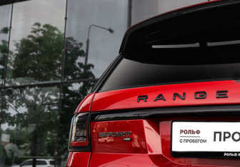 Подержанный автомобиль Land Rover Range Rover Sport 2020 года (37 фото)