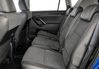 Подержанный автомобиль Toyota Verso 2014 года (18 фото)