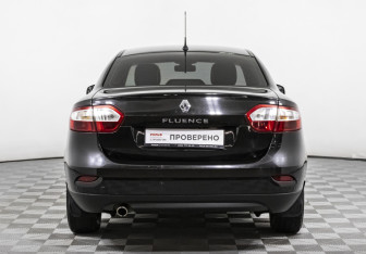 Подержанный автомобиль Renault Fluence 2011 года (6 фото)