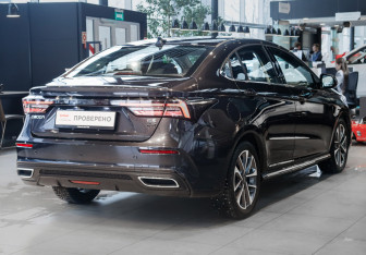 Подержанный автомобиль Omoda S5 2024 года (4 фото)