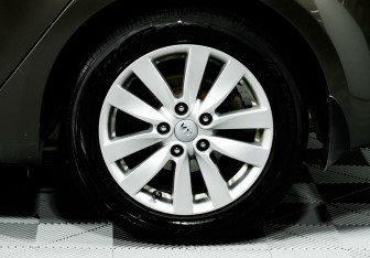 Подержанный автомобиль Kia Cerato Sedan 2014 года (7 фото)