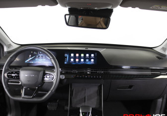 Подержанный автомобиль Omoda C5 2023 года (13 фото)