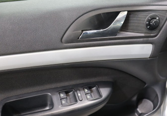 Подержанный автомобиль Skoda Octavia Liftback 2011 года (18 фото)